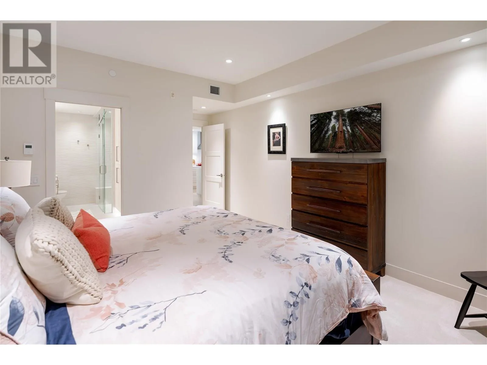 2901 Abbott Street Unit# 201