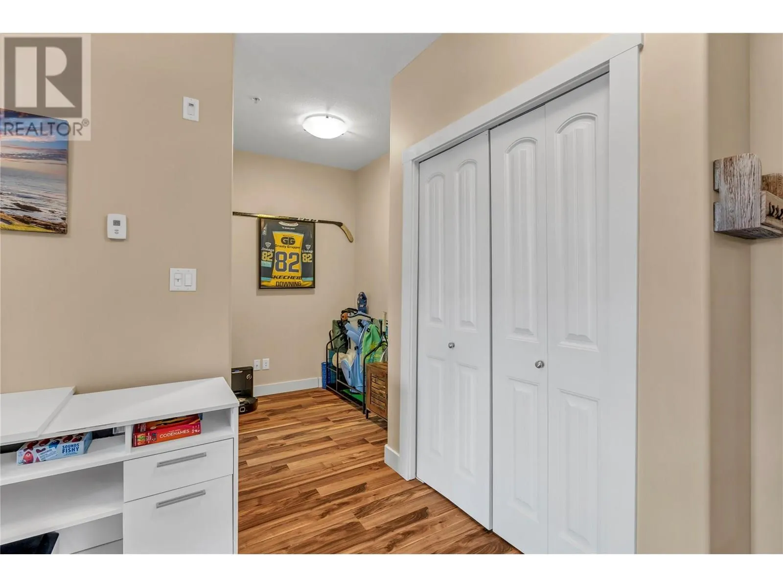 13615 Victoria Road N Unit# 206