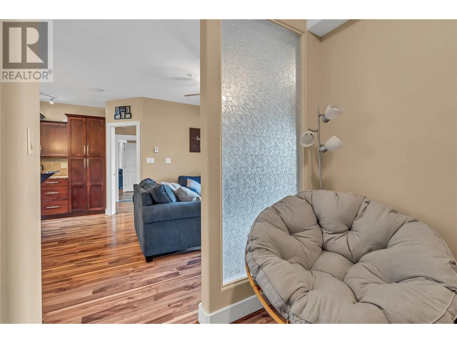 13615 Victoria Road N Unit# 206