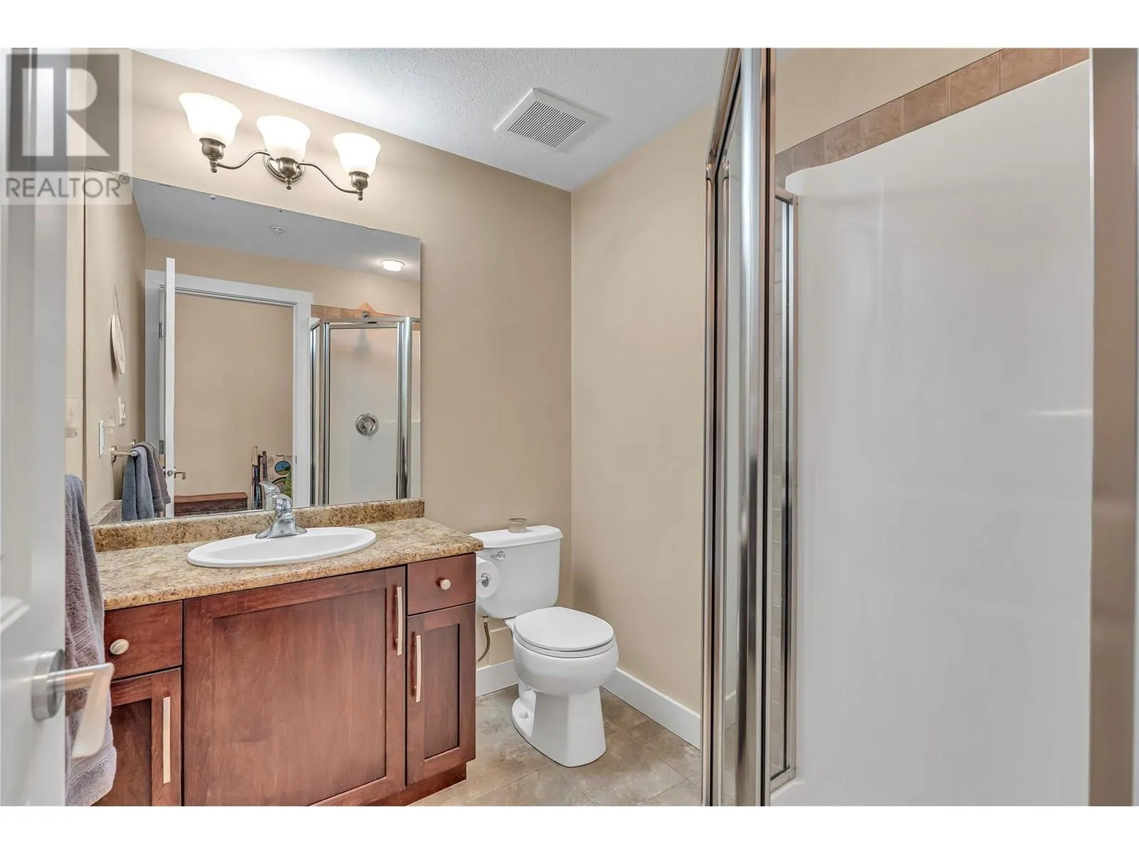 13615 Victoria Road N Unit# 206