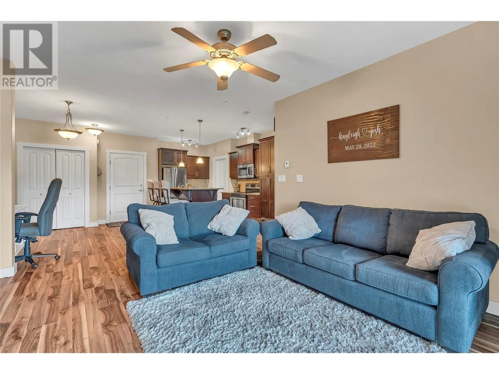 13615 Victoria Road N Unit# 206