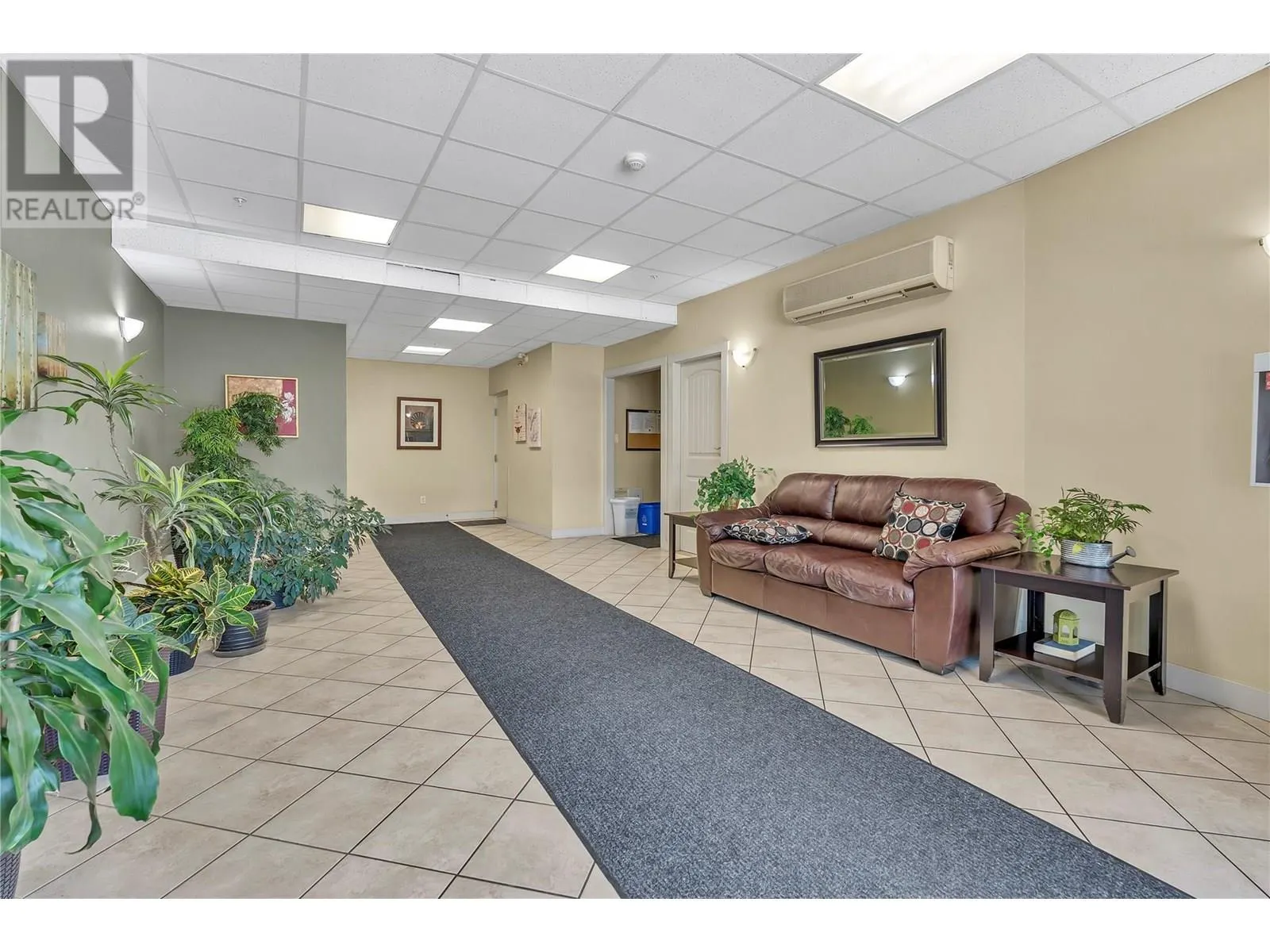 13615 Victoria Road N Unit# 206