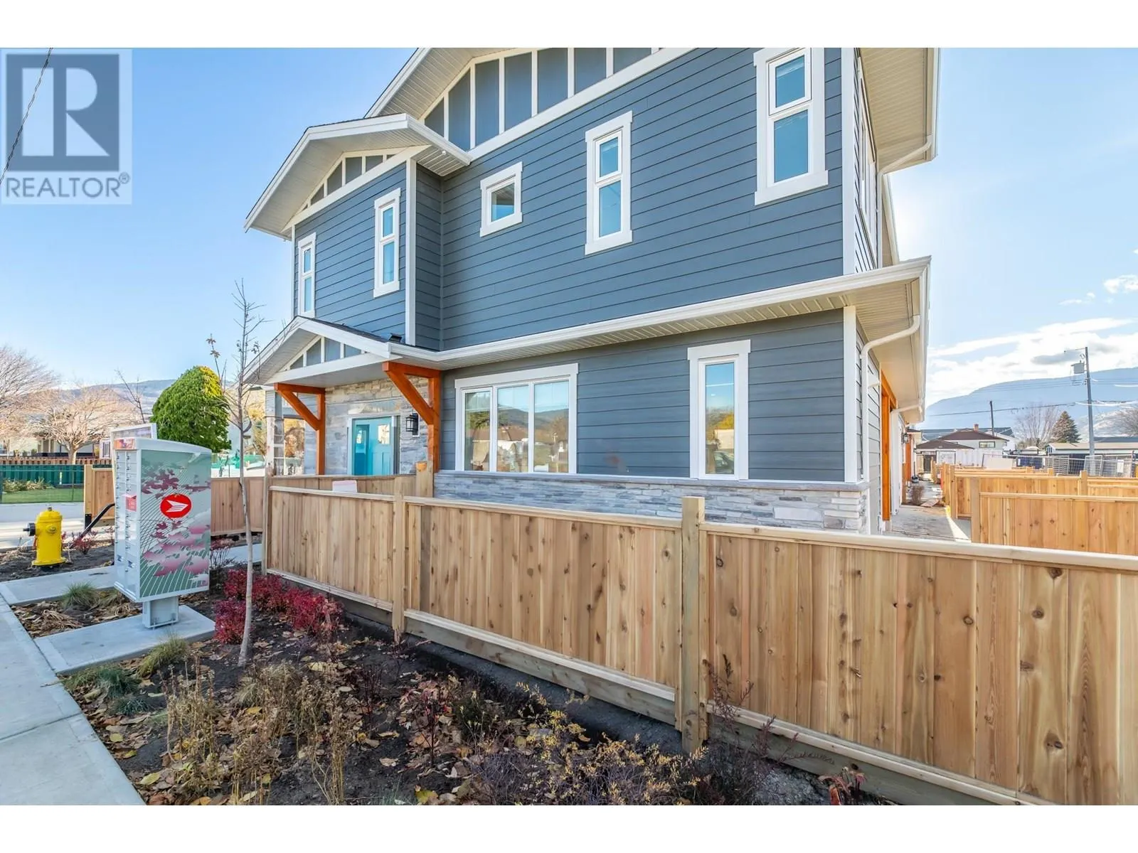 460 Conklin Avenue Unit# 102