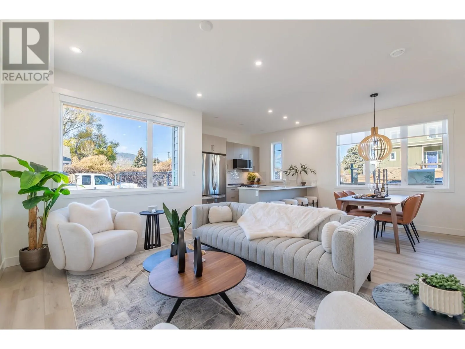 460 Conklin Avenue Unit# 102