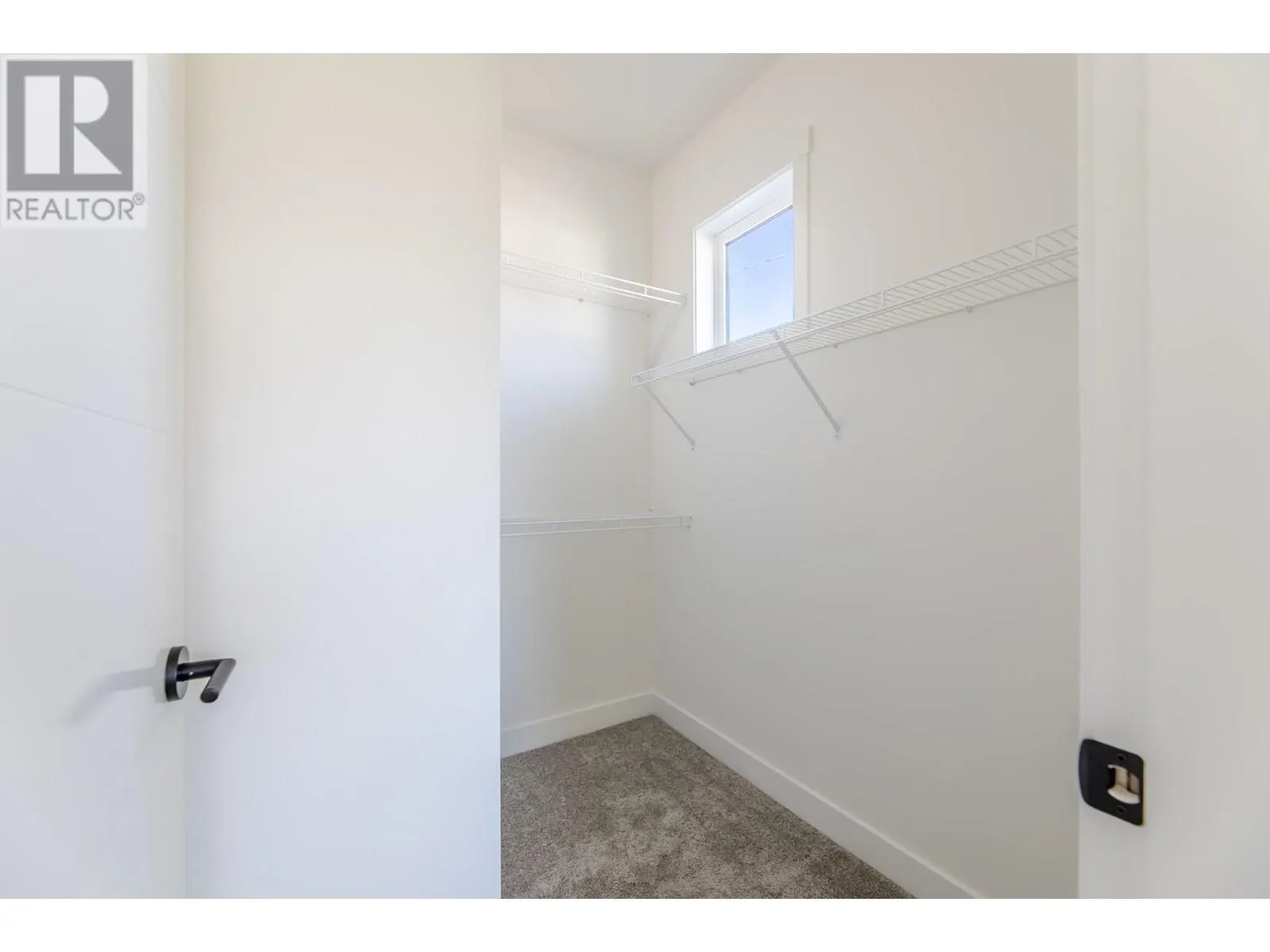460 Conklin Avenue Unit# 105