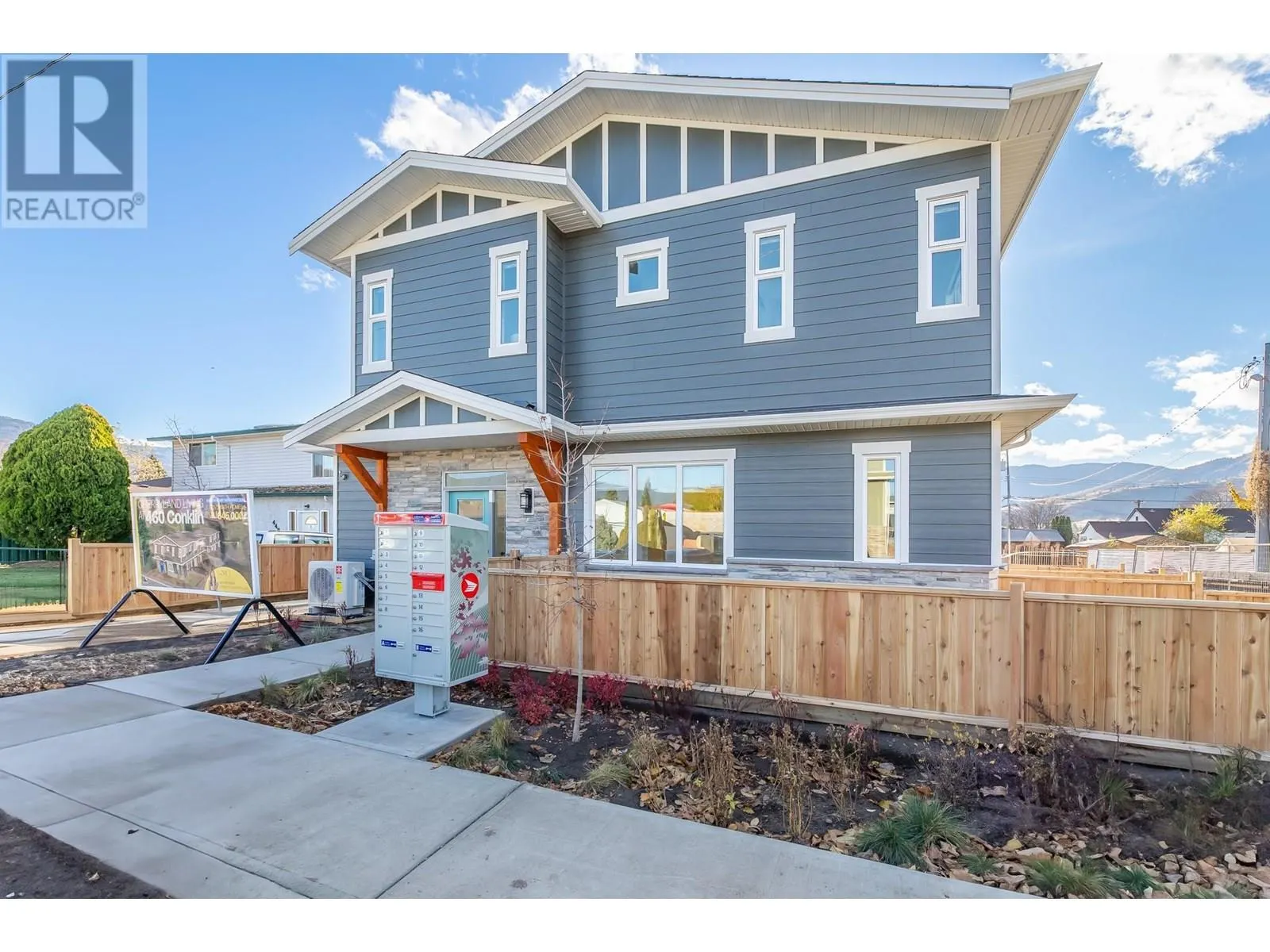 460 Conklin Avenue Unit# 105