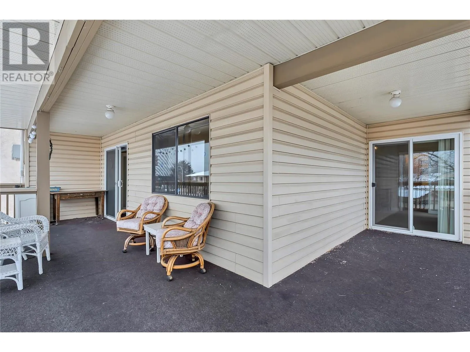 1820 Atkinson Street Unit# 207