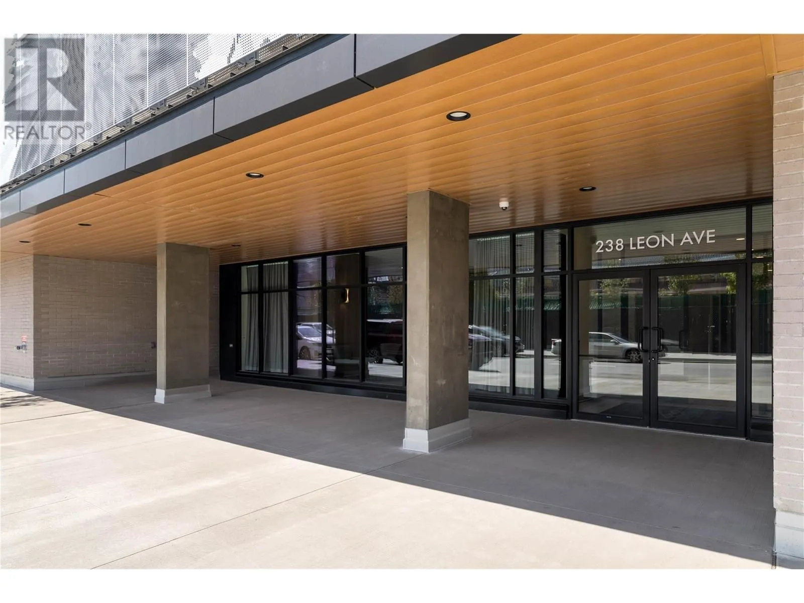 238 Leon Avenue Unit# 807