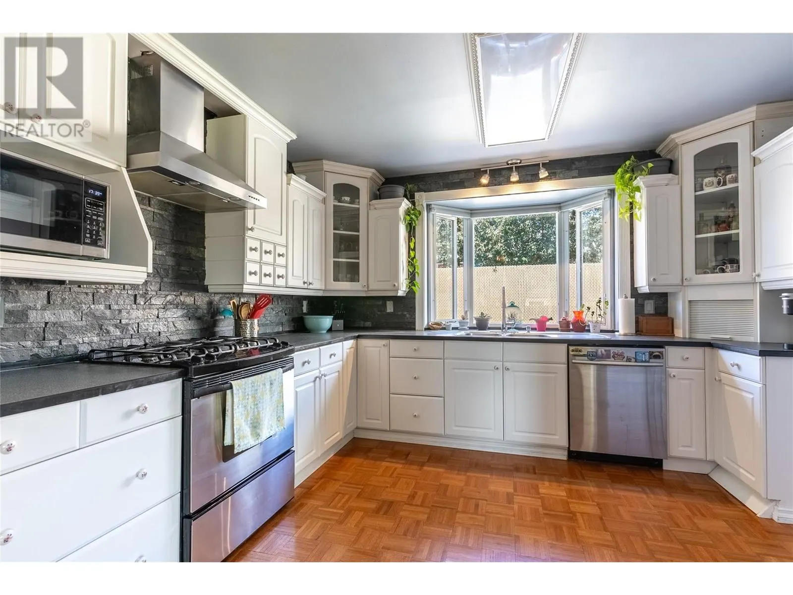 12 EMERALD Drive