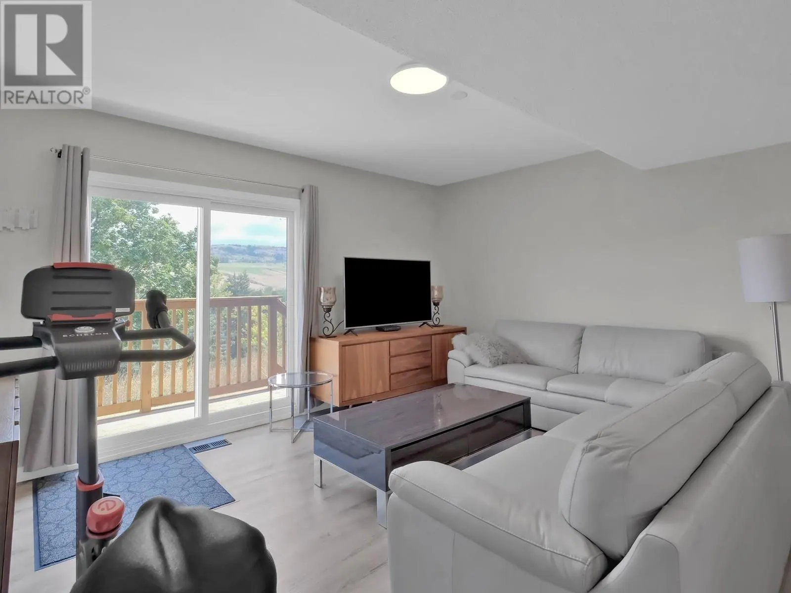 2913 Prospect Drive