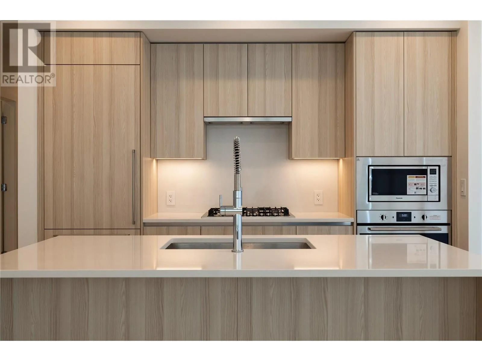238 Leon Avenue Unit# 2102