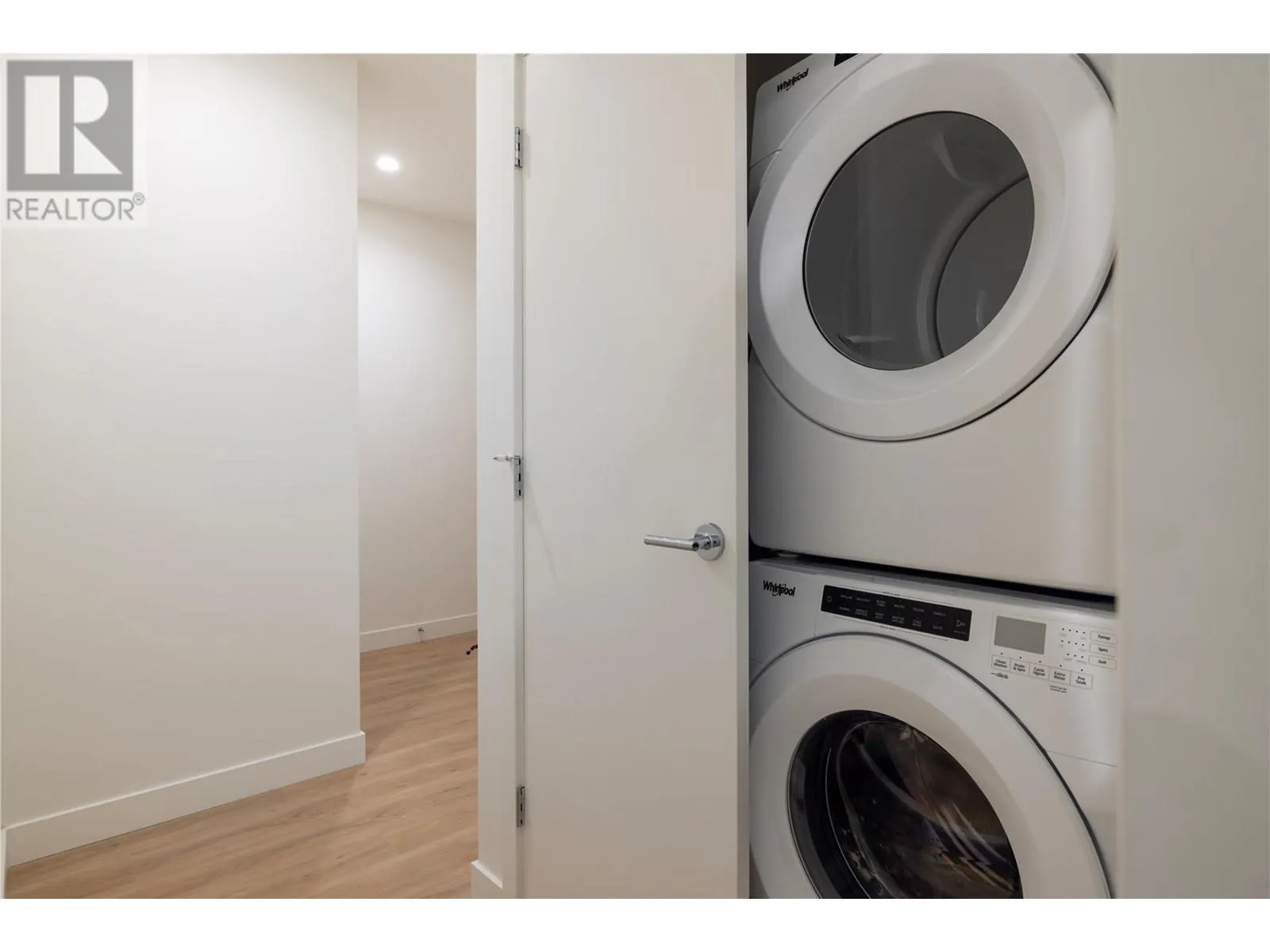 238 Leon Avenue Unit# 2102