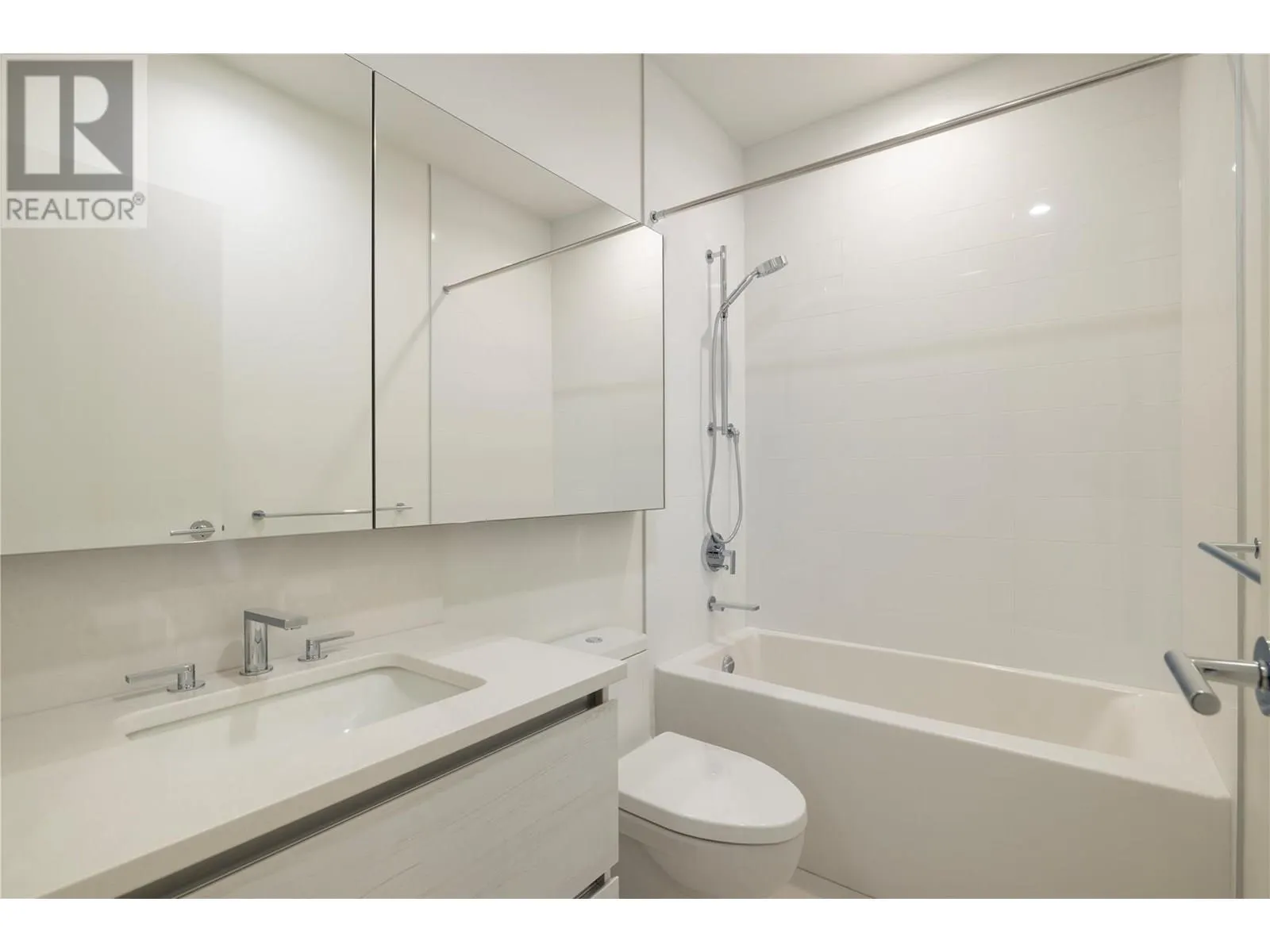 238 Leon Avenue Unit# 2102