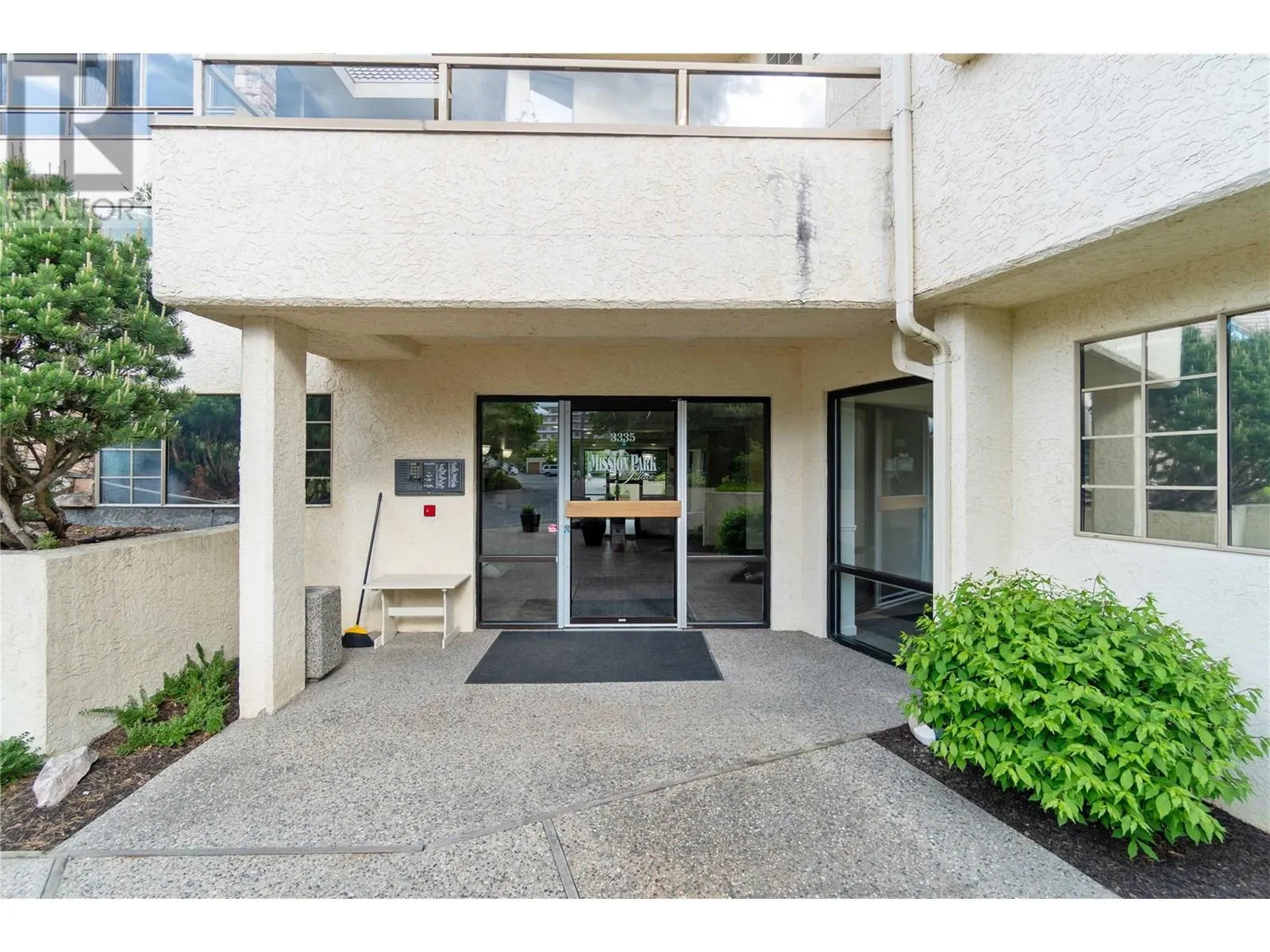 3335 Richter Street Unit# 213