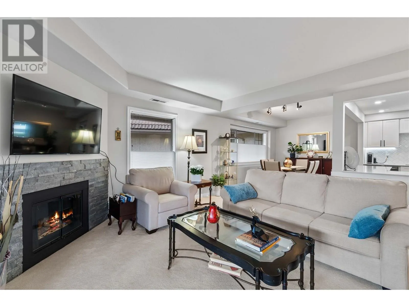 3335 Richter Street Unit# 213