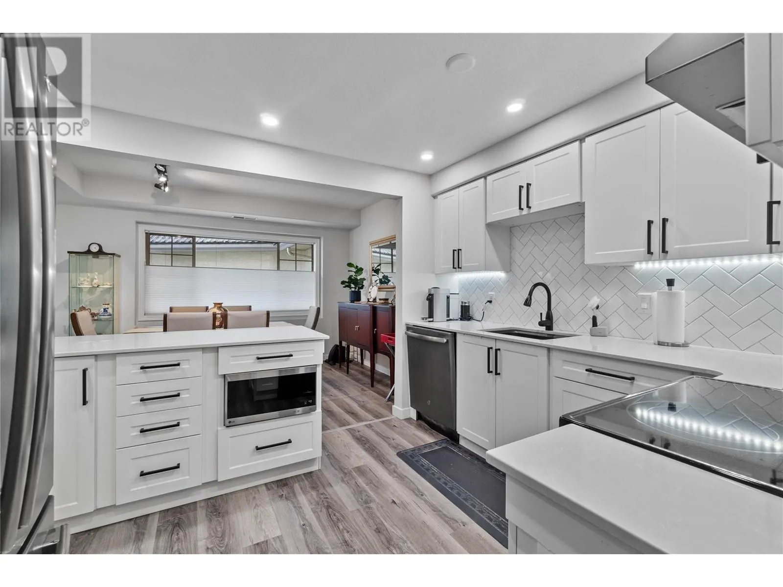 3335 Richter Street Unit# 213