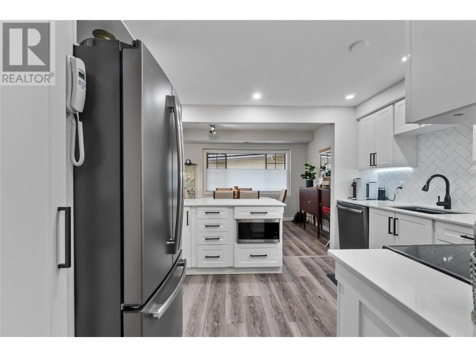 3335 Richter Street Unit# 213