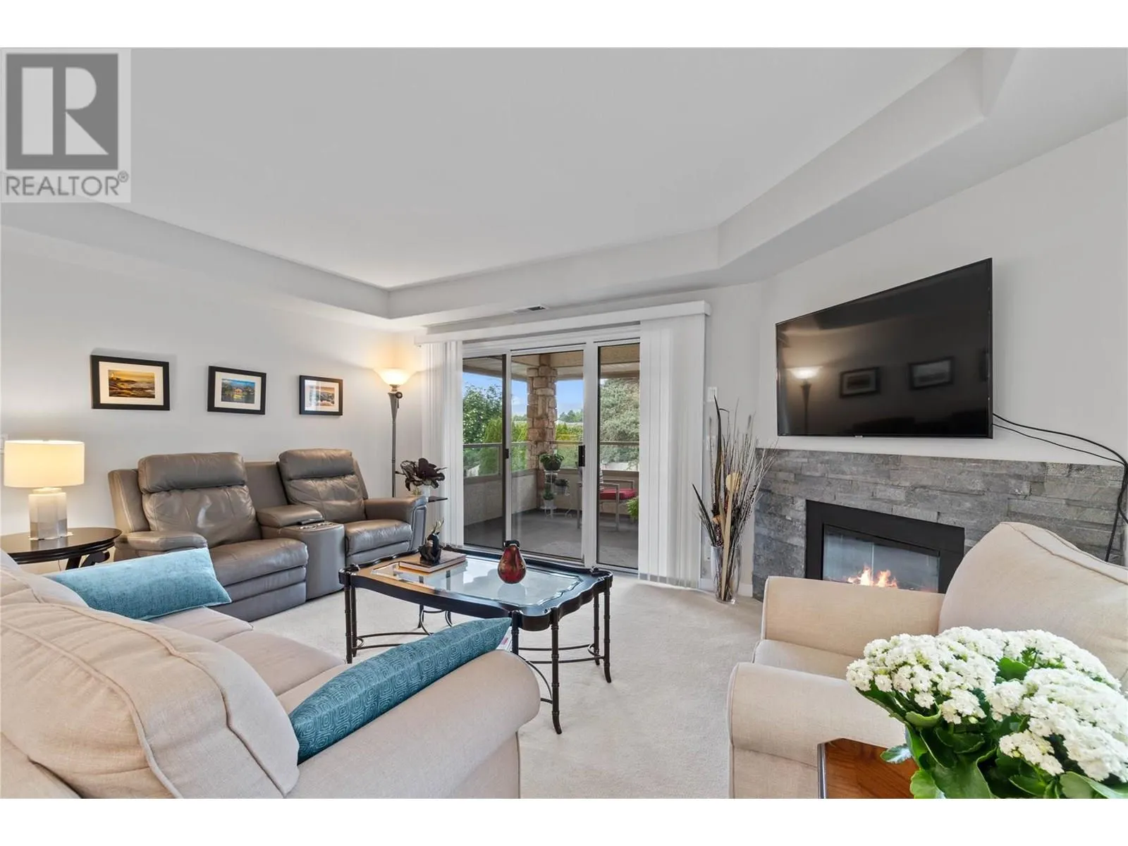 3335 Richter Street Unit# 213