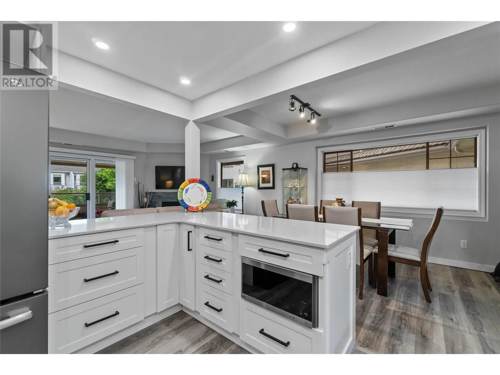 3335 Richter Street Unit# 213