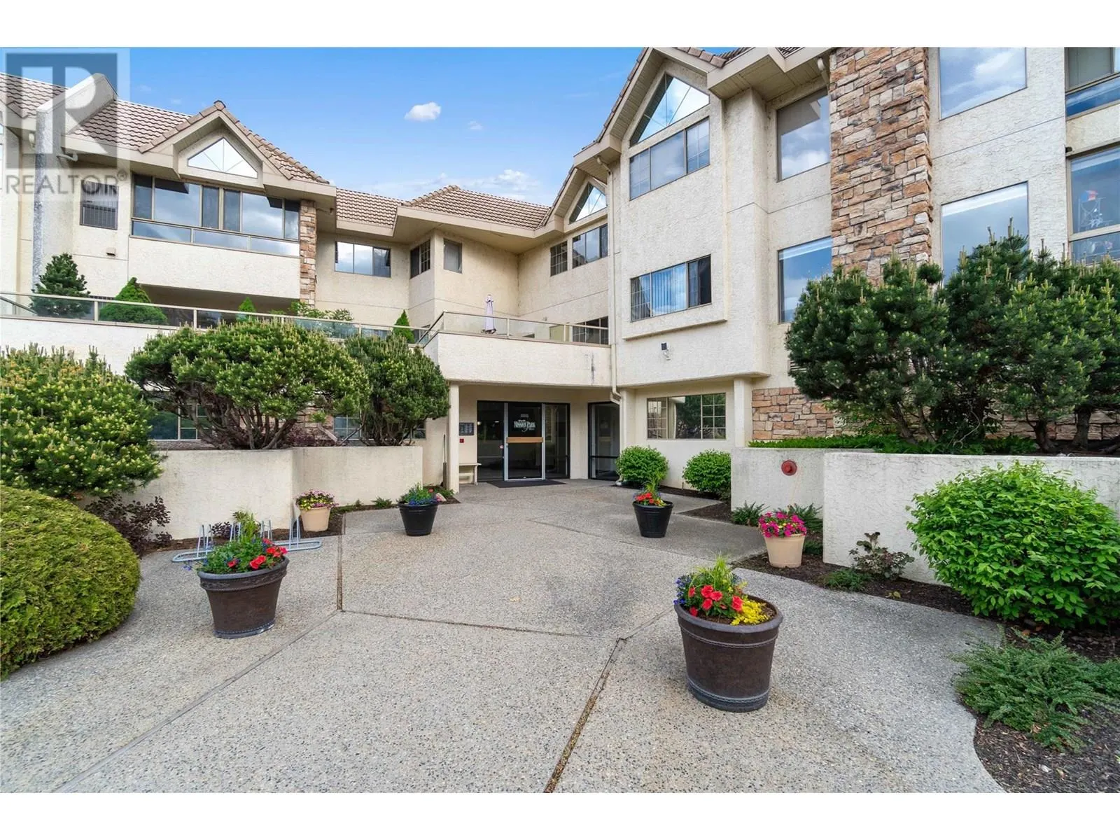 3335 Richter Street Unit# 213