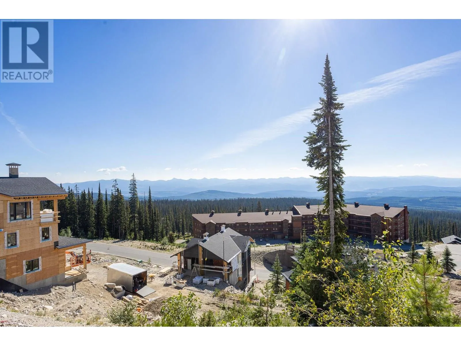 465 Feathertop Way