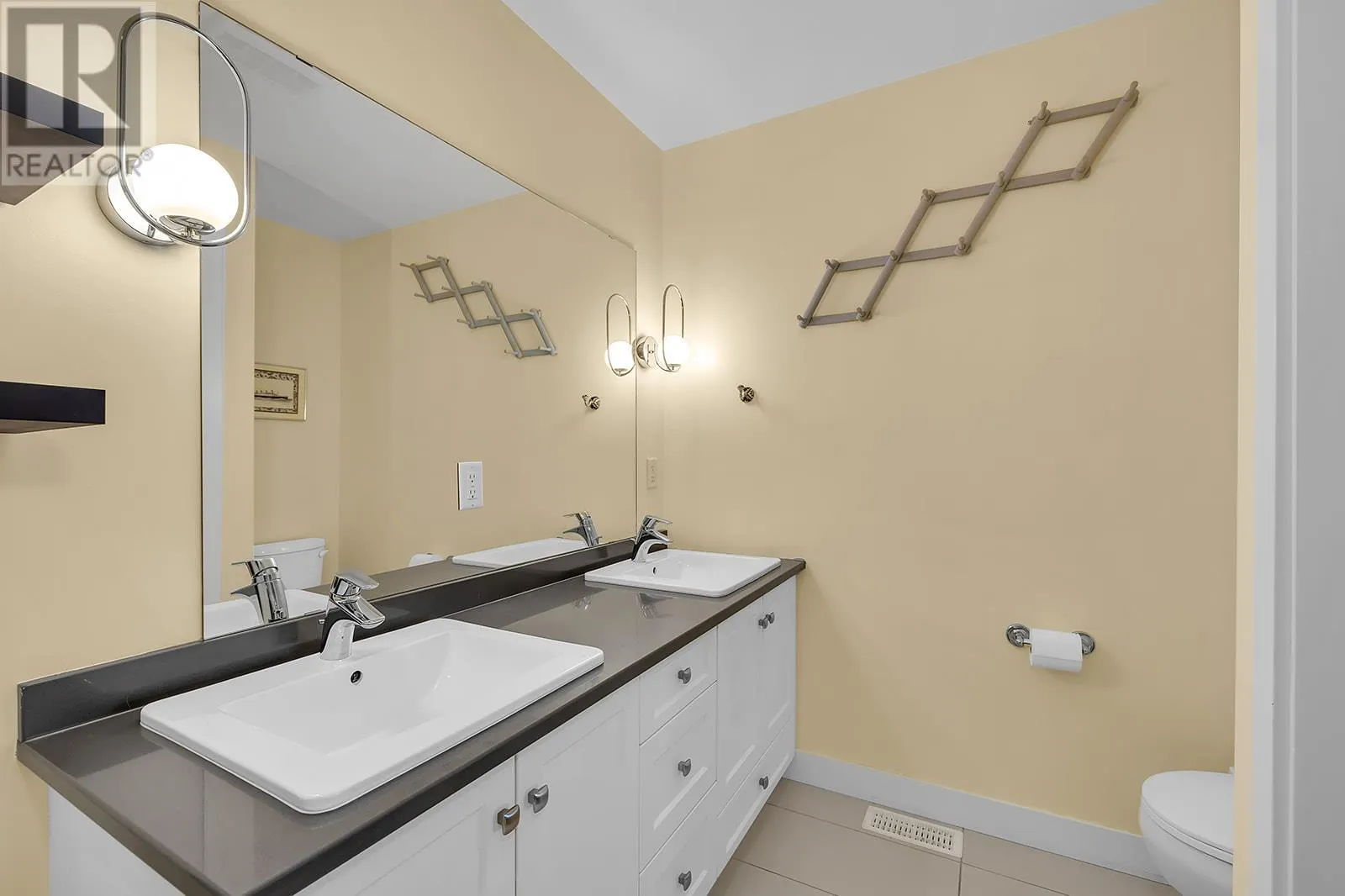 2490 Tuscany Drive Unit# 80