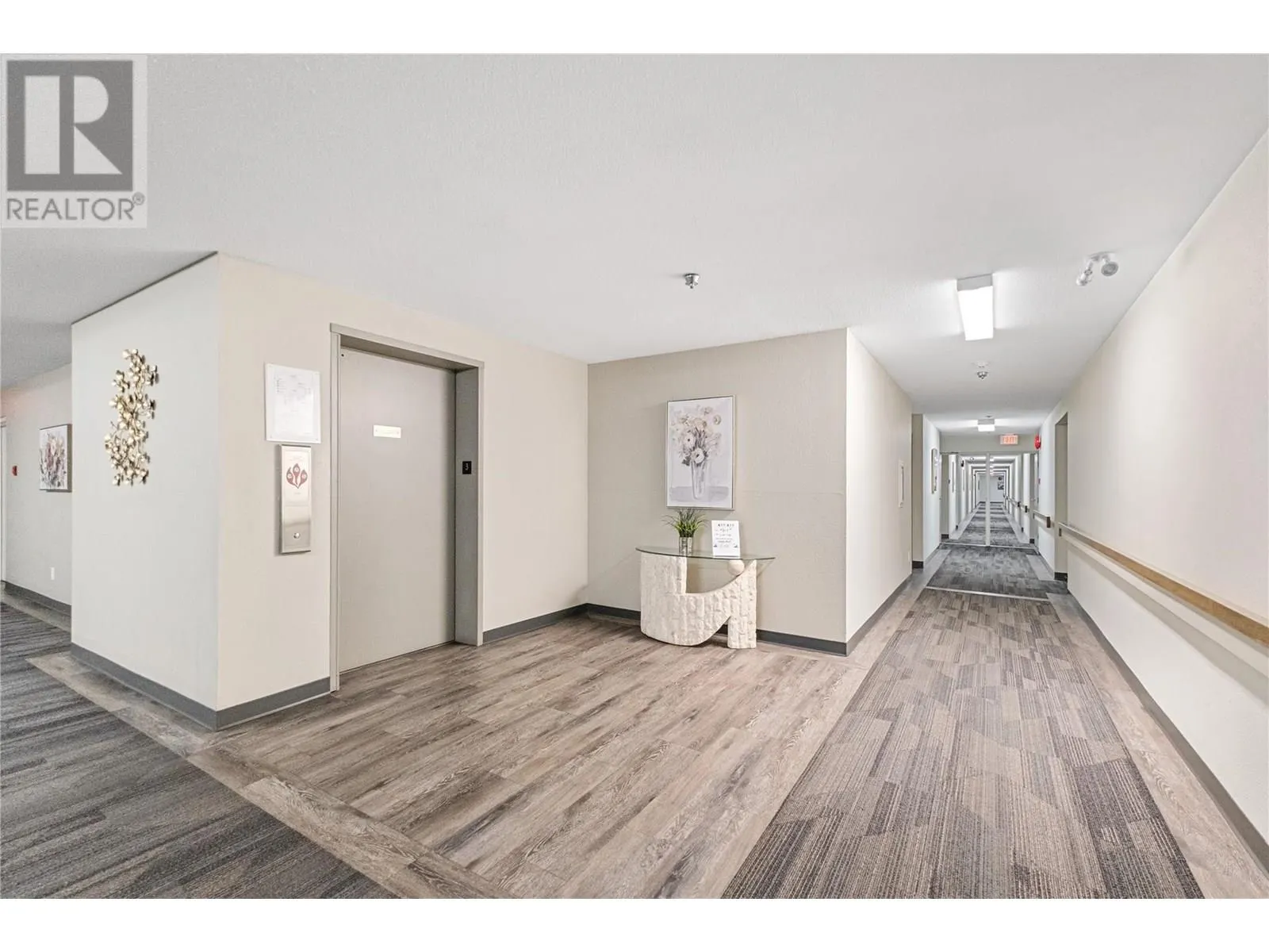 1045 Sutherland Avenue N Unit# 323