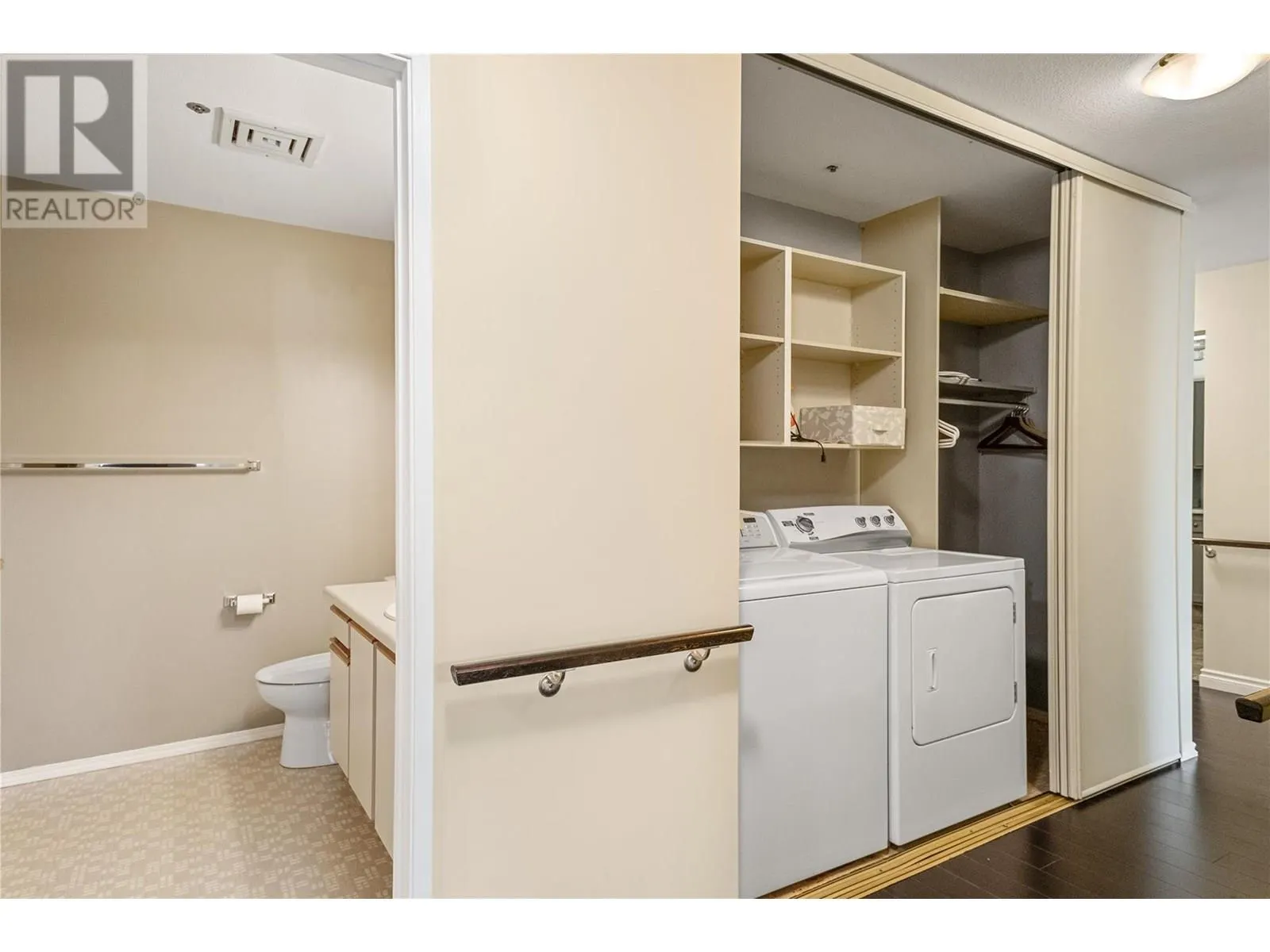1045 Sutherland Avenue N Unit# 323