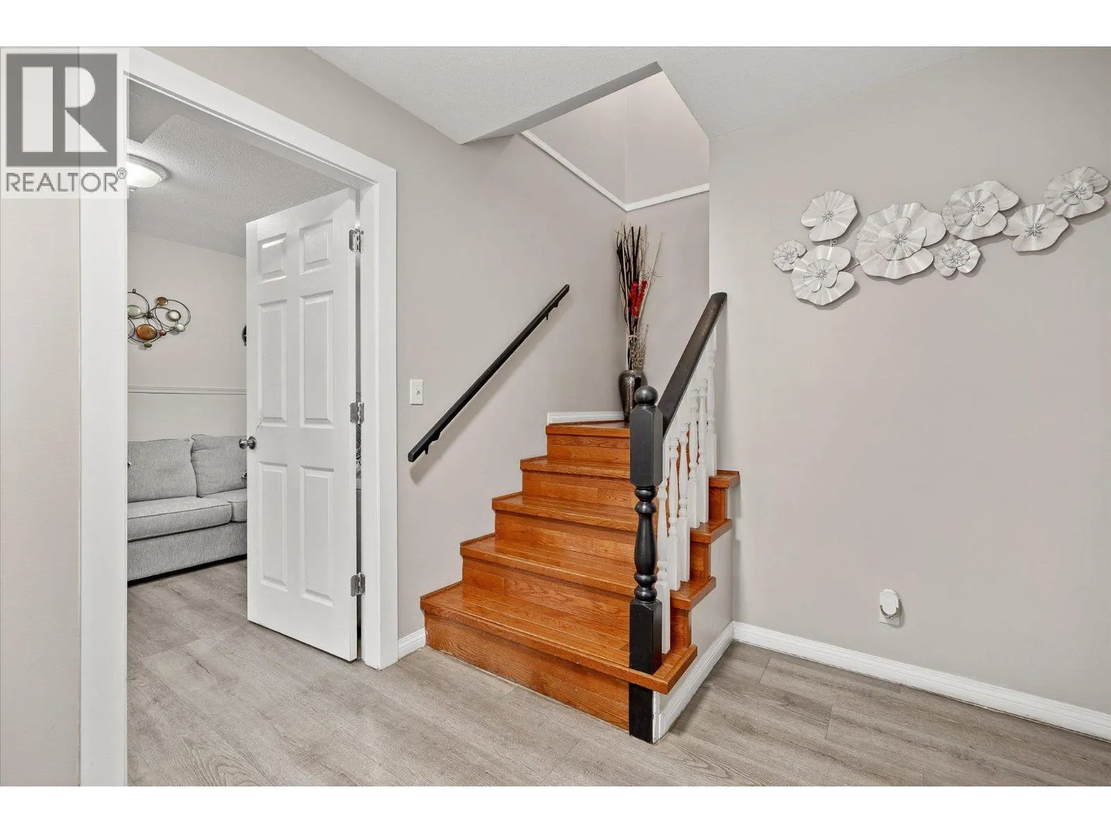 3140 Coventry Crescent