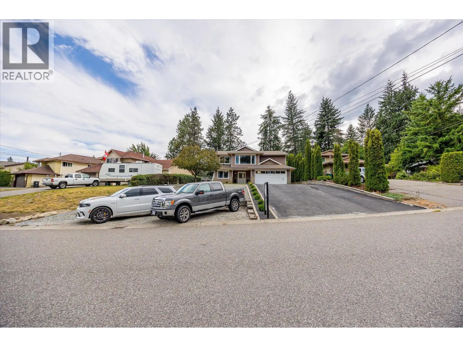 3140 Coventry Crescent