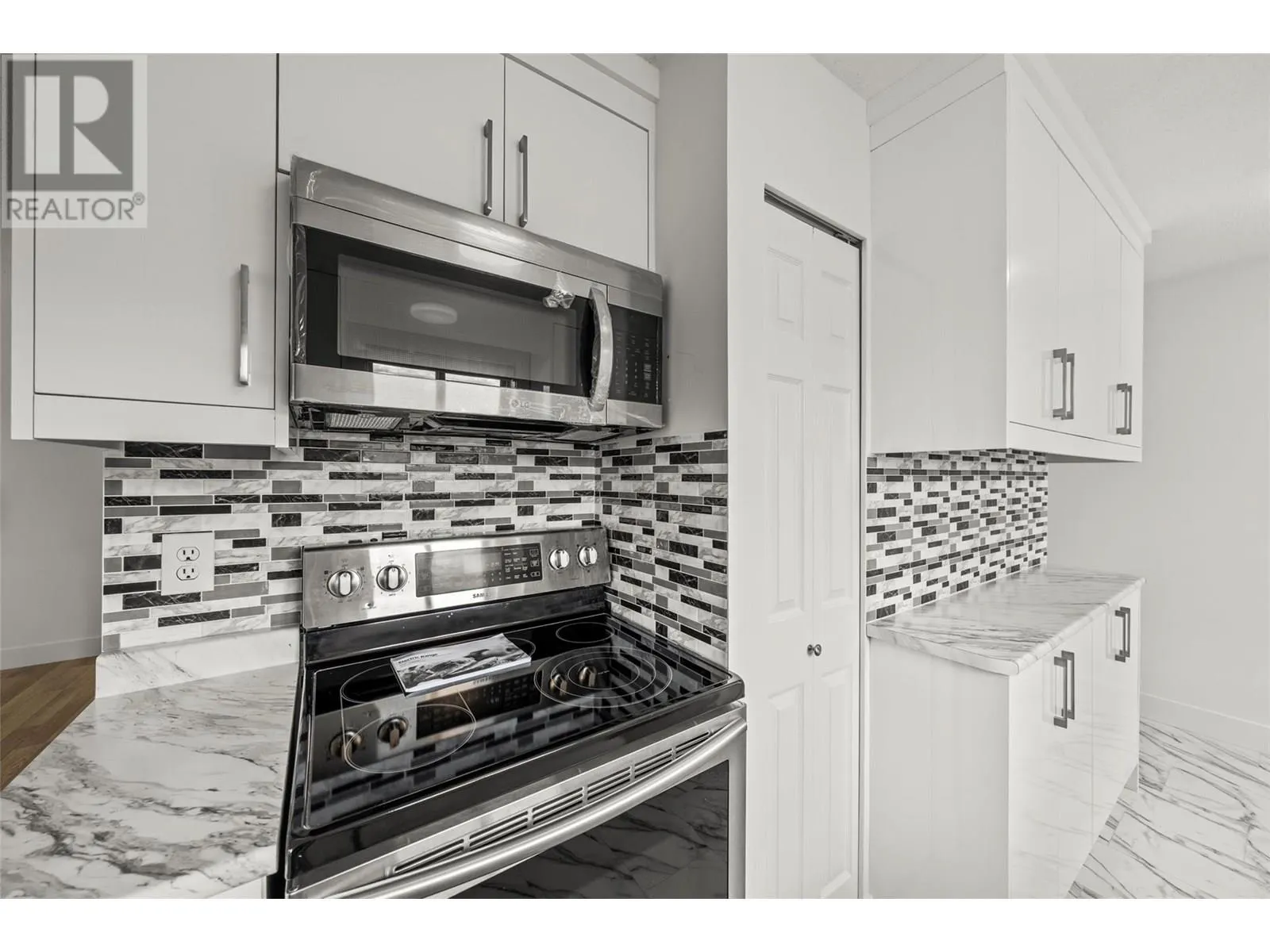2990 SOUTH MAIN Street Unit# 101