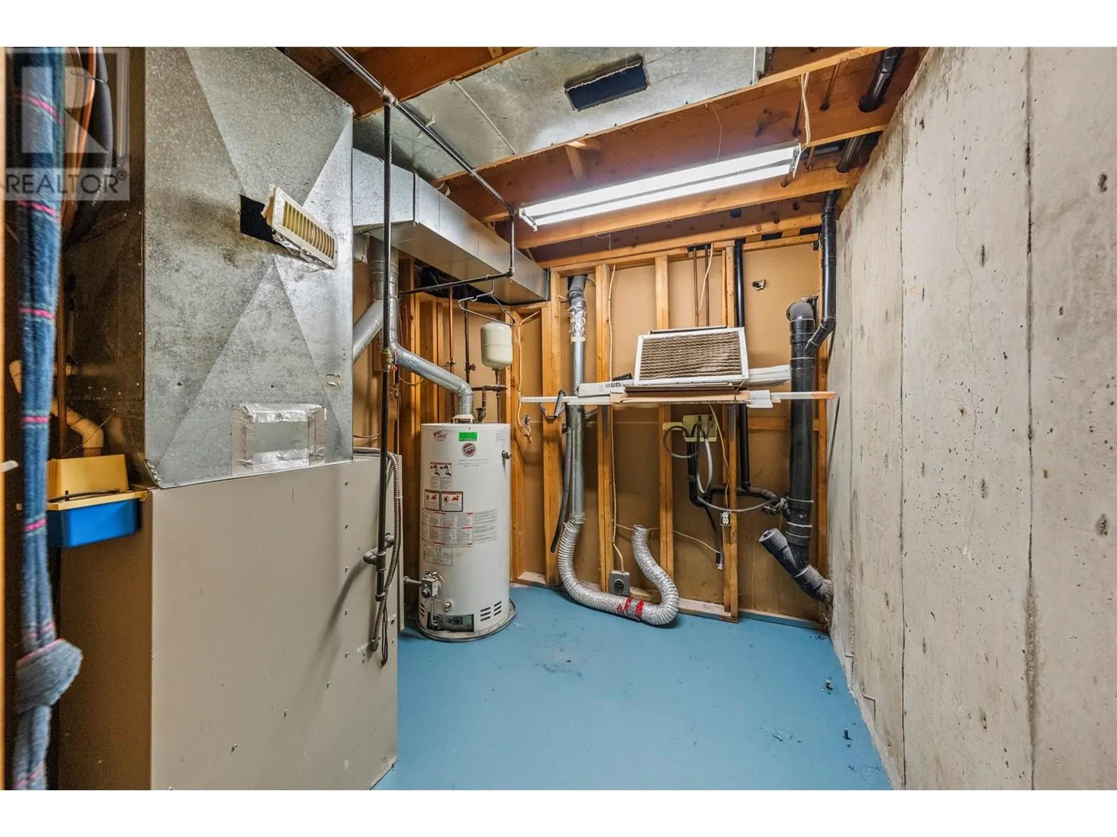 2990 SOUTH MAIN Street Unit# 101