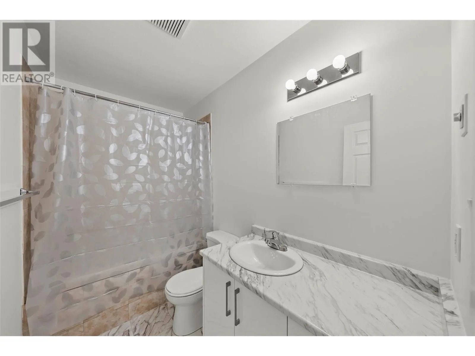 2990 SOUTH MAIN Street Unit# 101