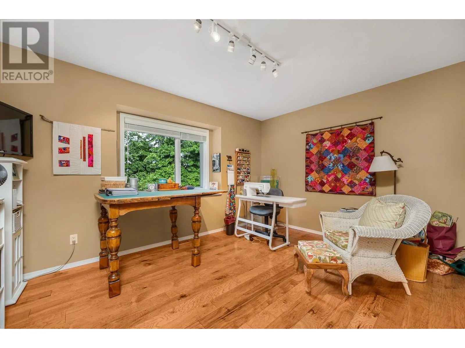 803 Shantz Road