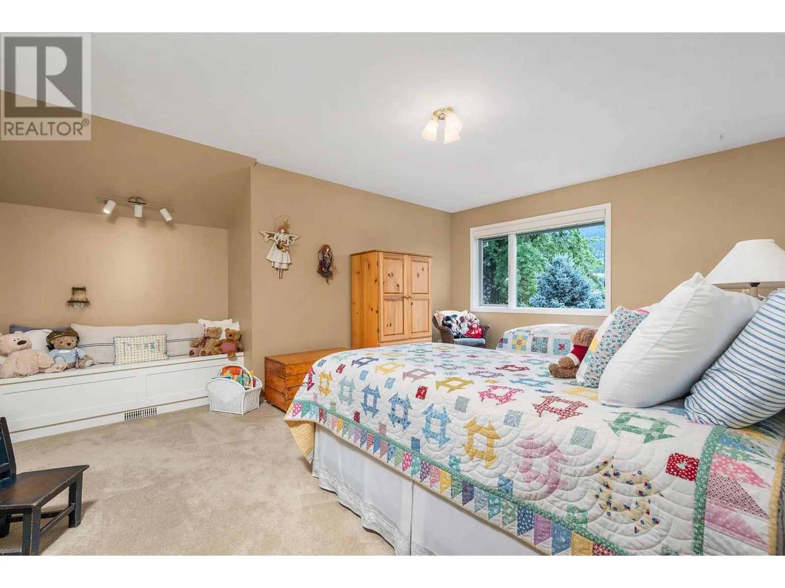 803 Shantz Road