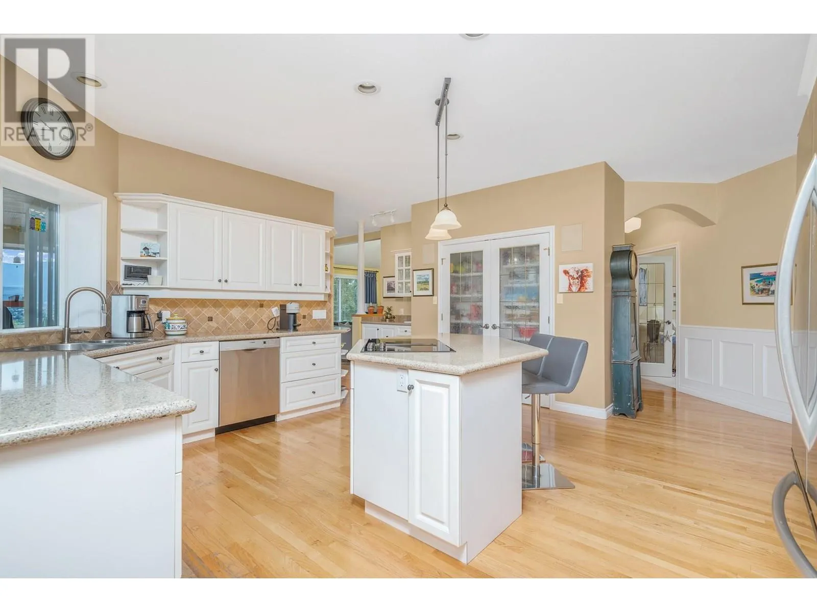 803 Shantz Road