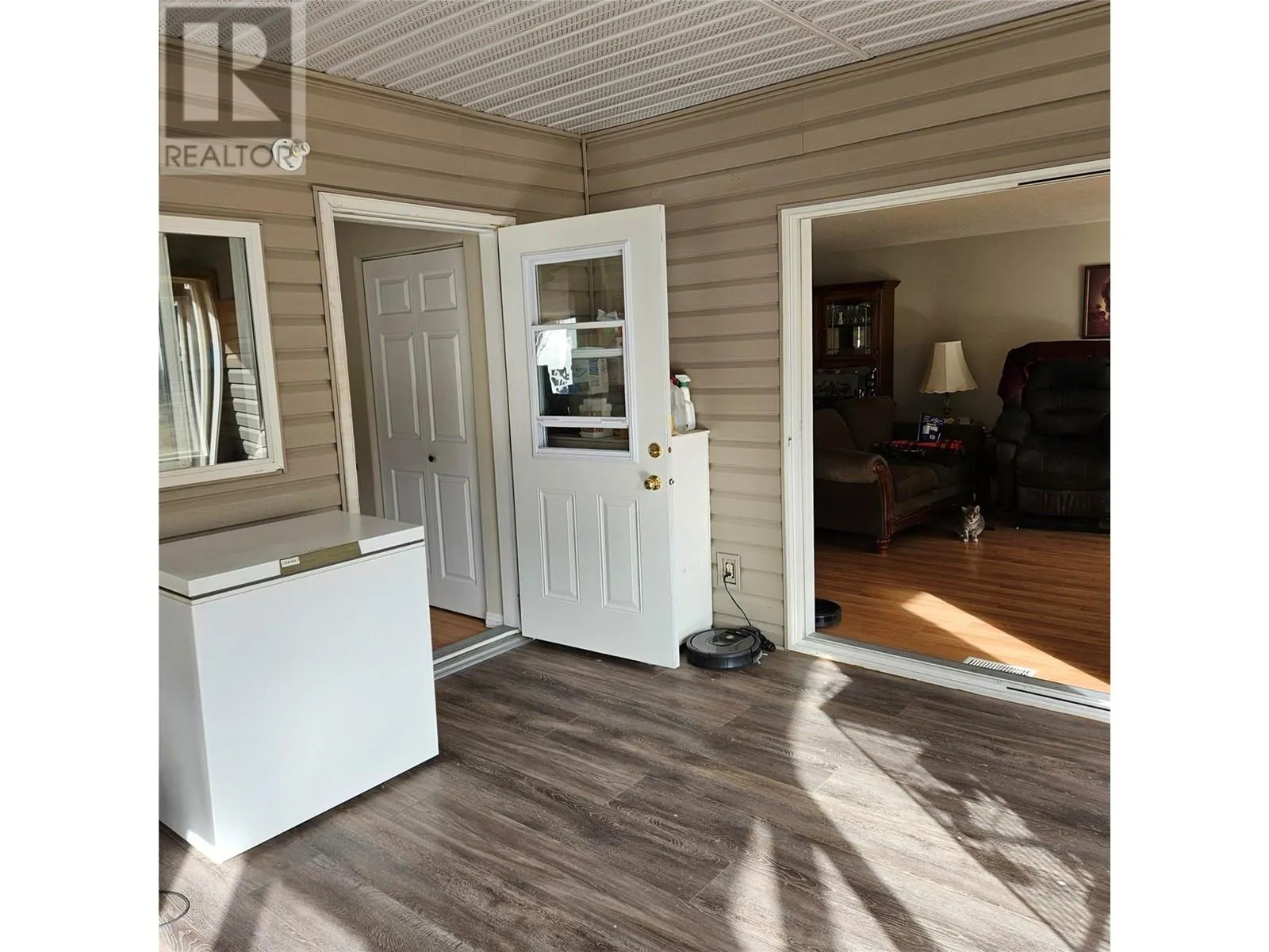 2908 Wetaskiwin Road