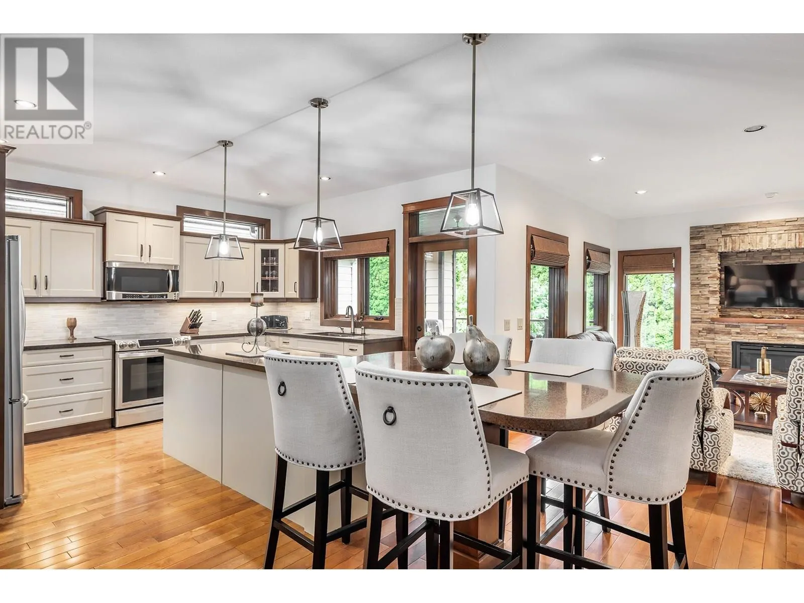 4450 Gordon Drive Unit# 137