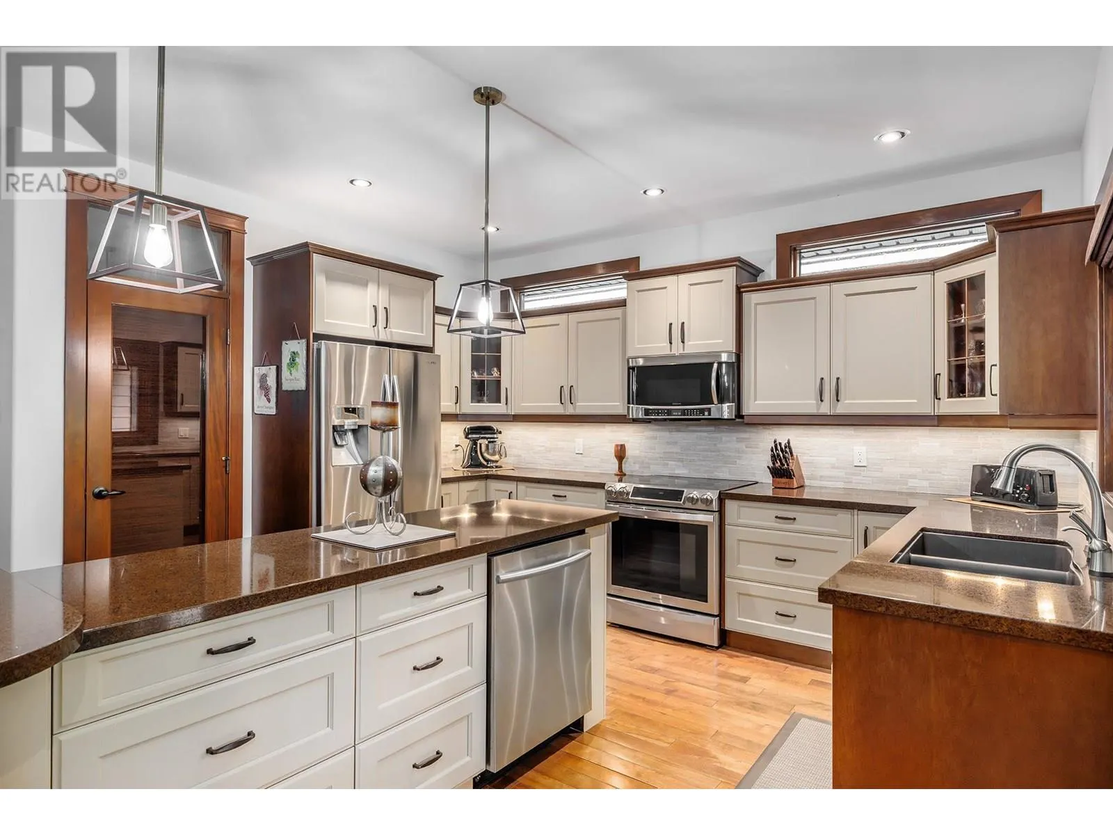 4450 Gordon Drive Unit# 137