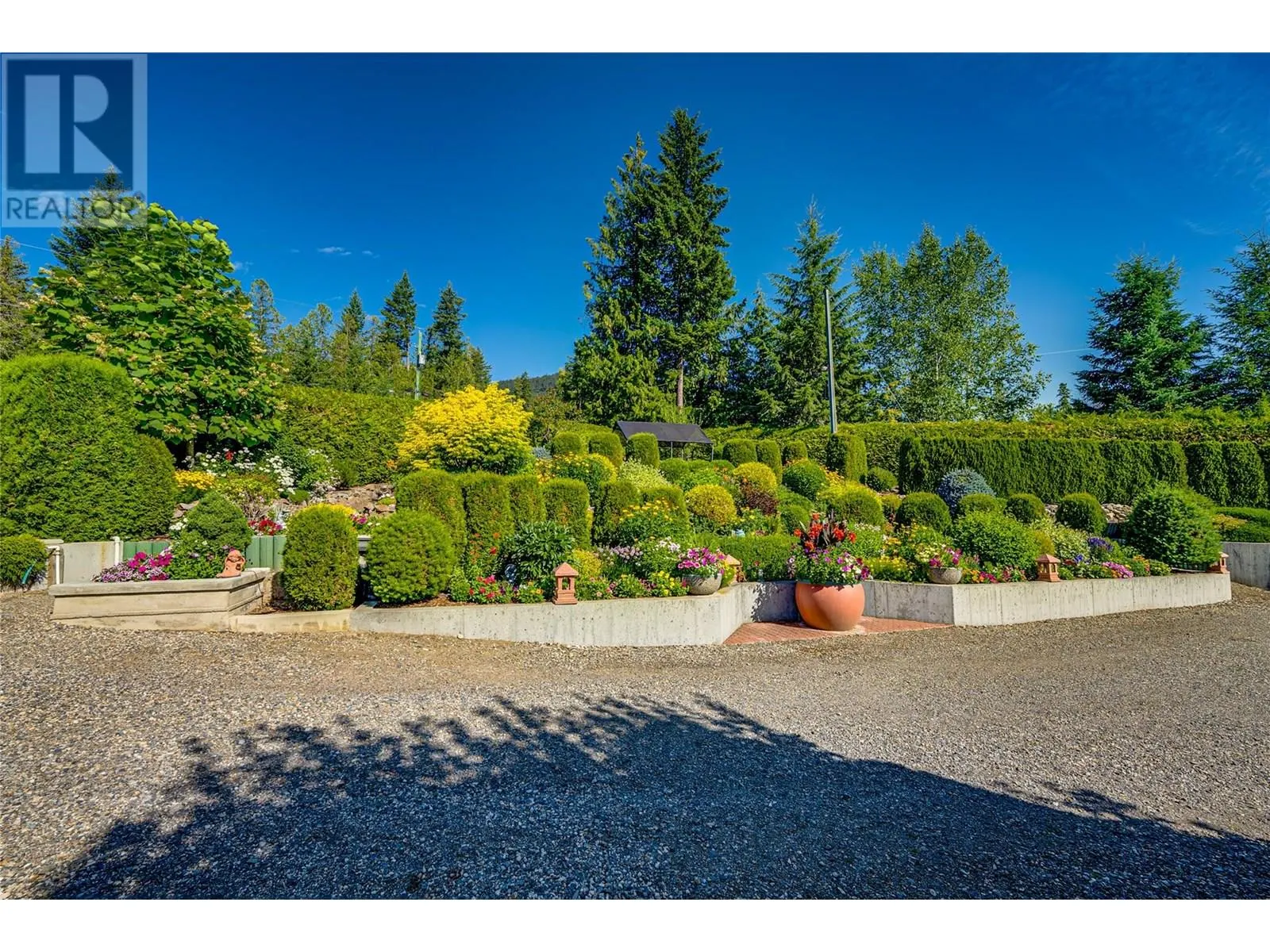 39 Ladyslipper Road