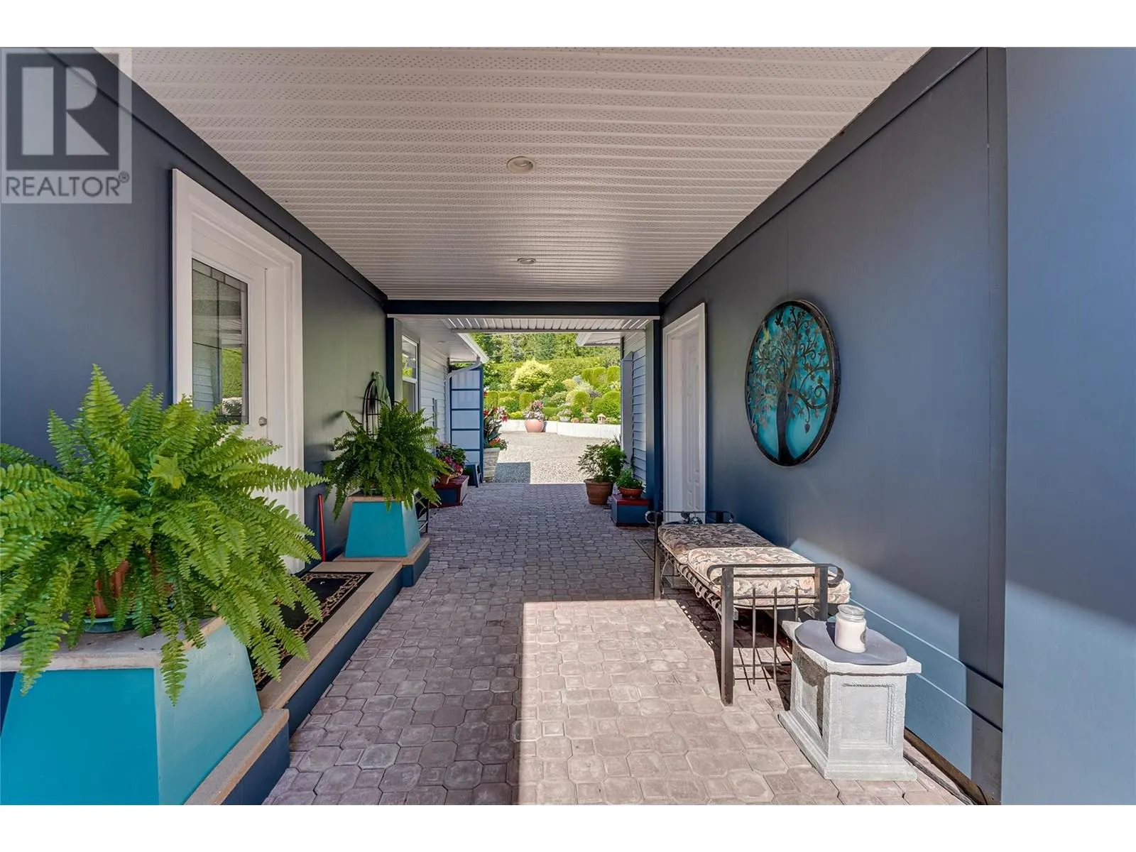 39 Ladyslipper Road