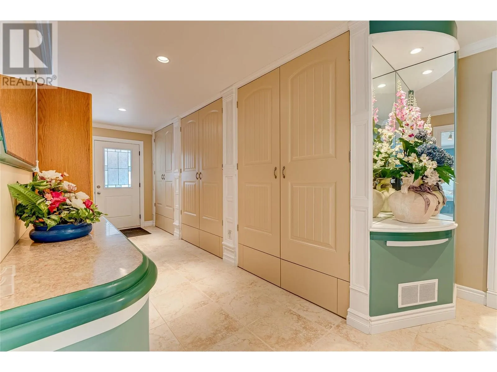 39 Ladyslipper Road