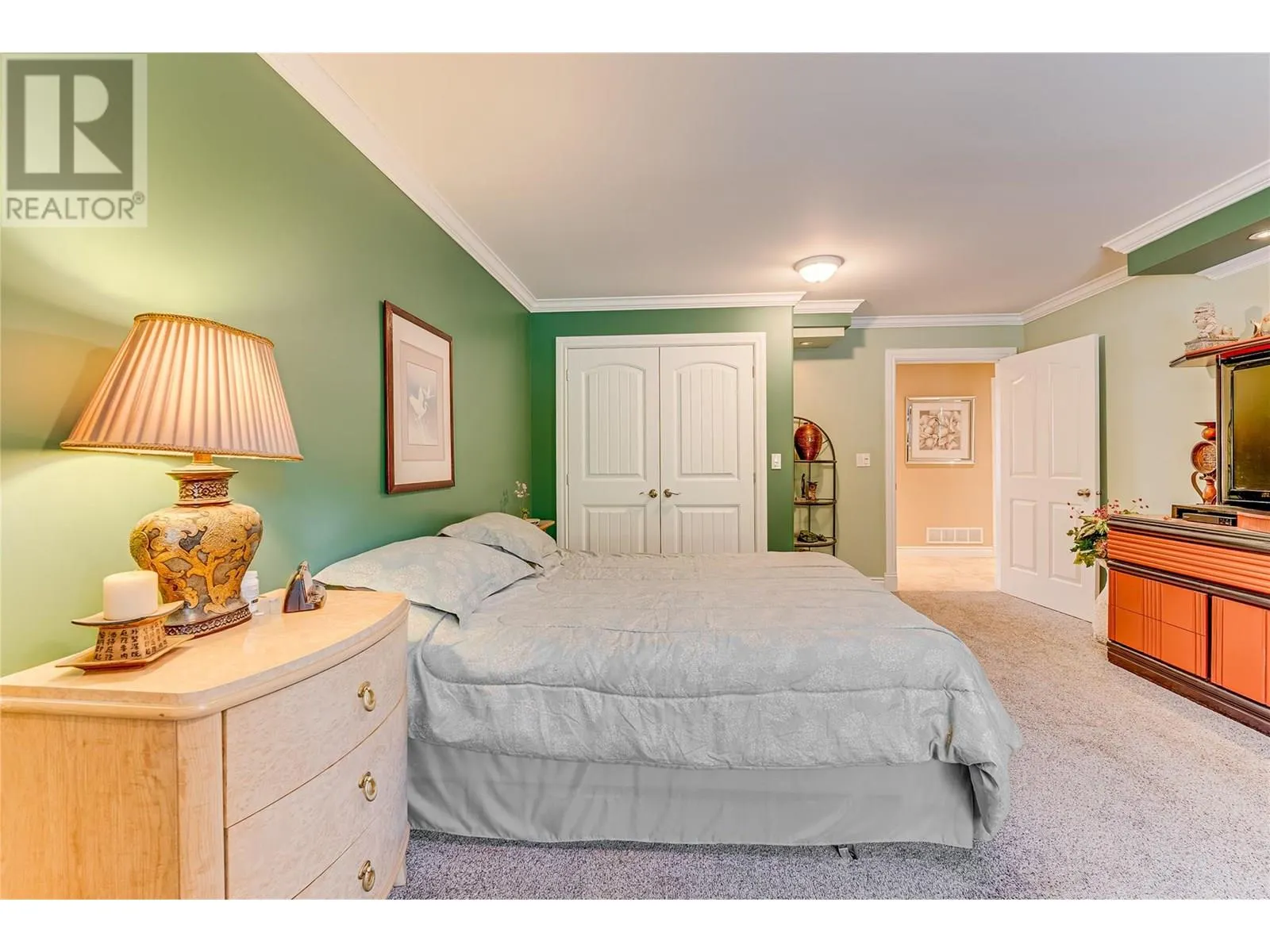 39 Ladyslipper Road
