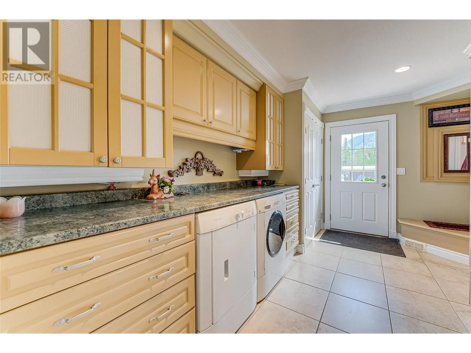39 Ladyslipper Road
