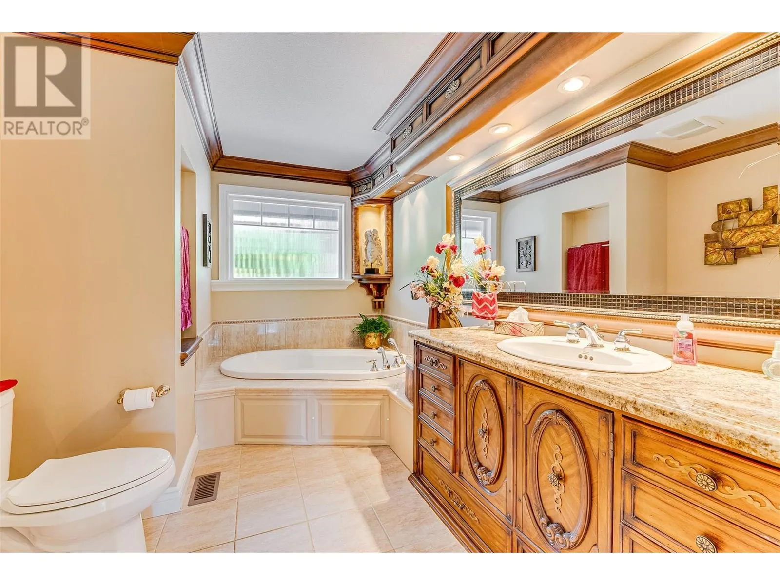 39 Ladyslipper Road