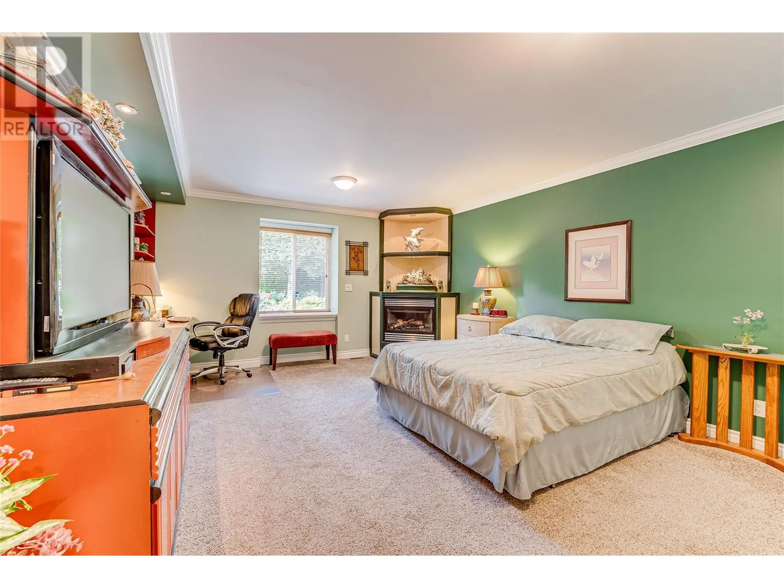 39 Ladyslipper Road