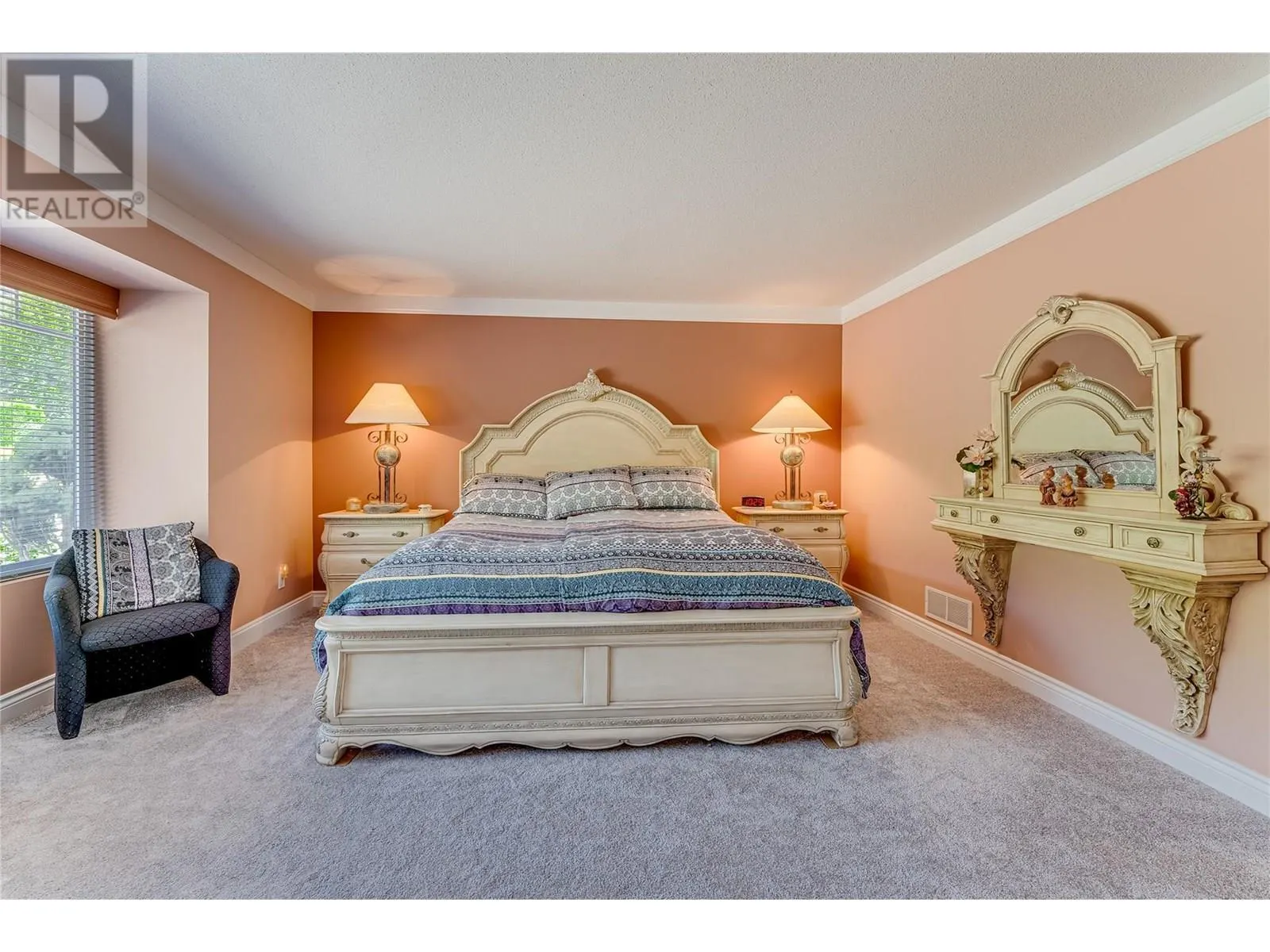 39 Ladyslipper Road