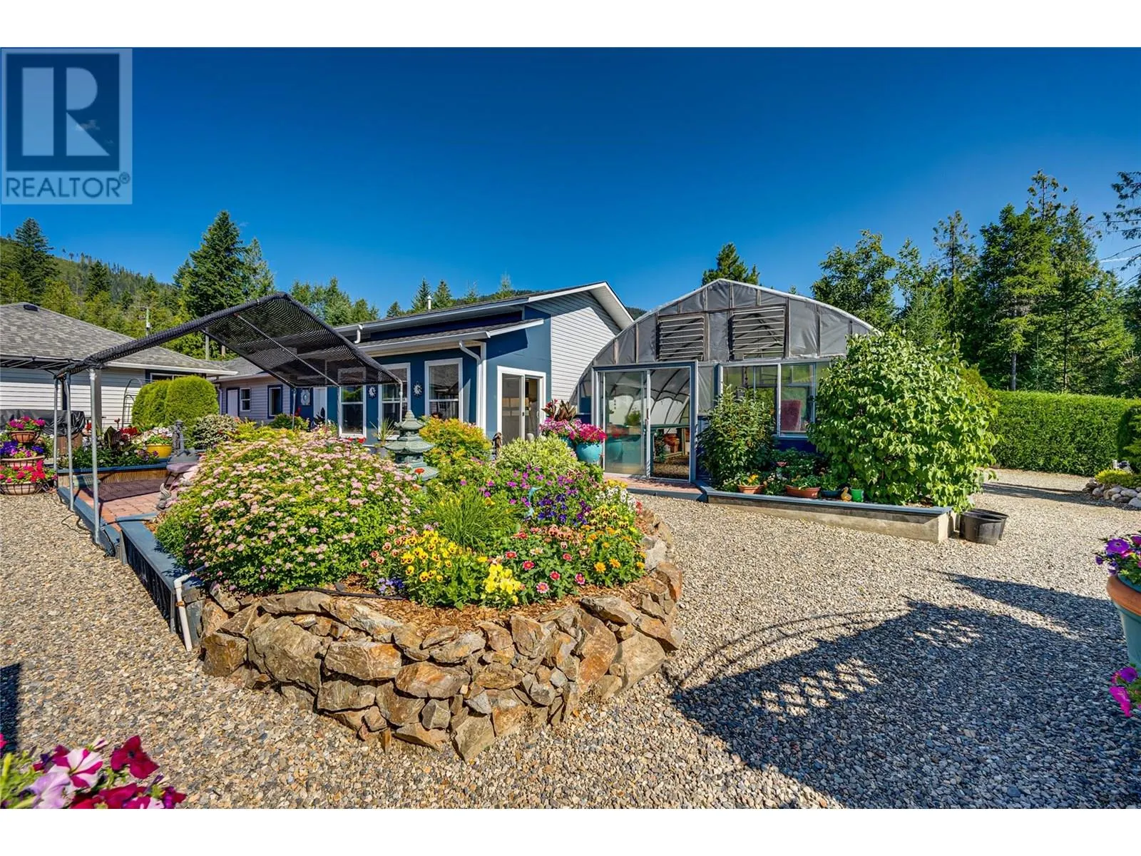 39 Ladyslipper Road