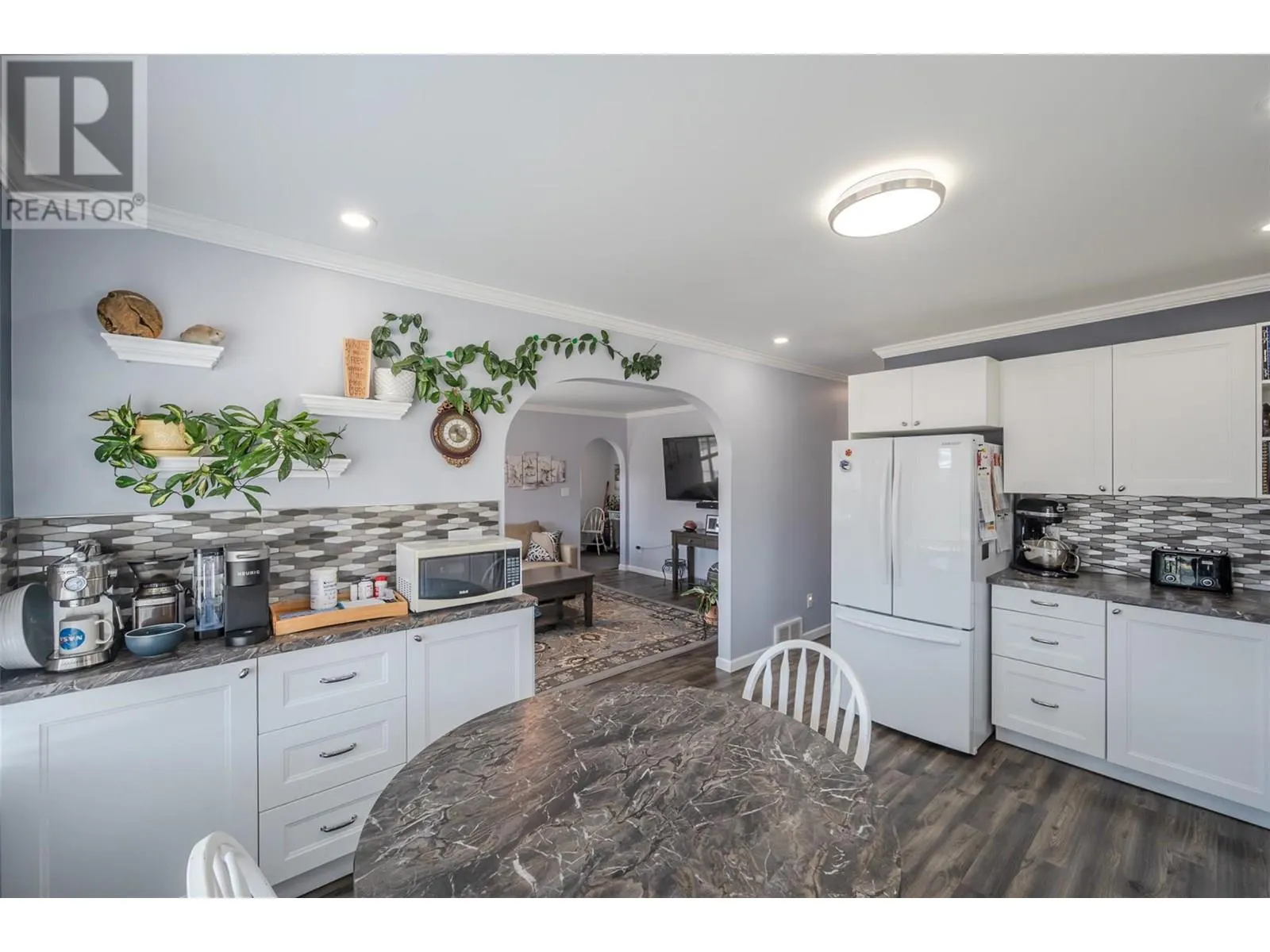 6018 Maple Drive