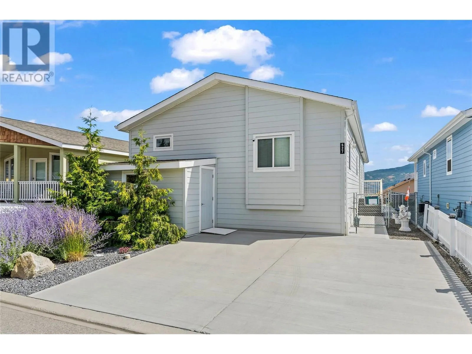 2440 Old Okanagan Highway Unit# 527